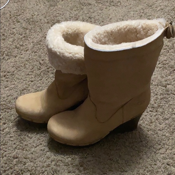 Ugg Australia Carnagie wedge Booties - Picture 1 of 4